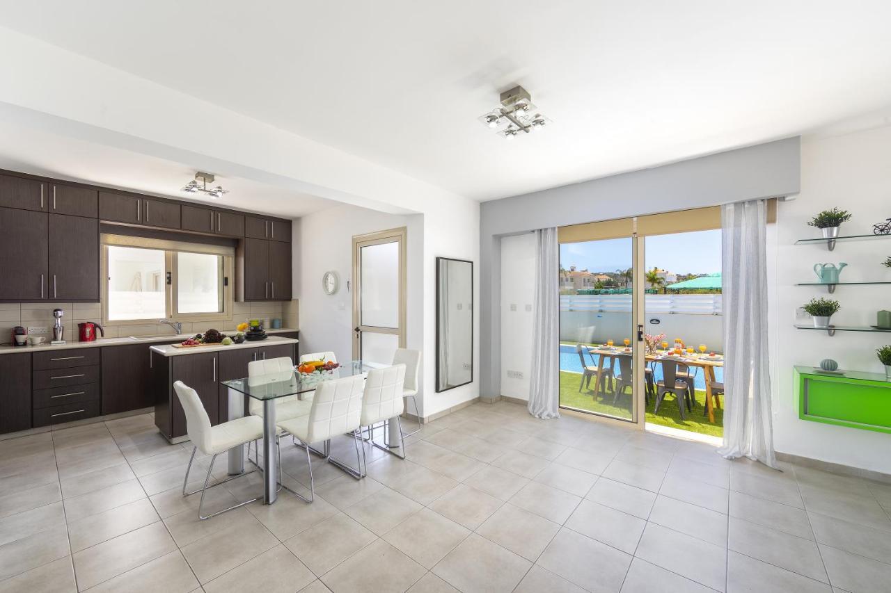 Protaras Palm Villa 54 エクステリア 写真